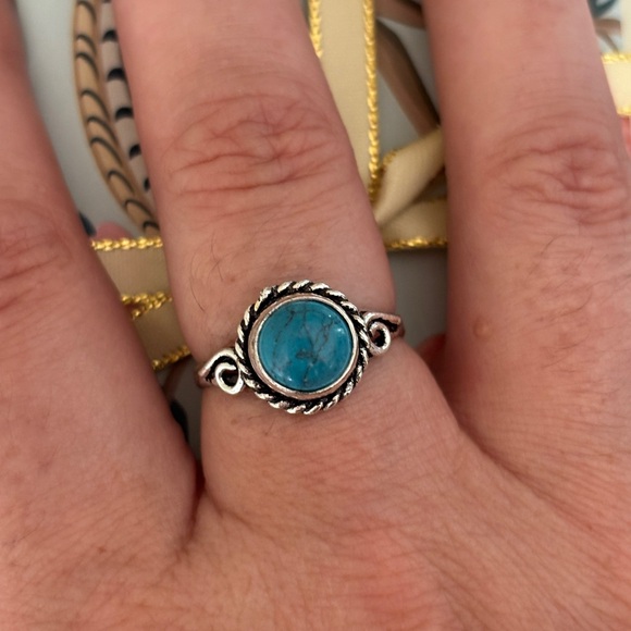 Jewelry - 💥FIRM Sale💥 925 Sterling Silver Turquoise Gemstone Vintage Style Ring 8